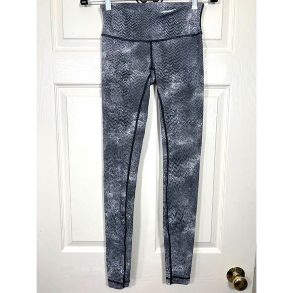 Lululemon Wunder Under Pant III Diffusion White Black  Legging size 4 - Picture 2 of 8